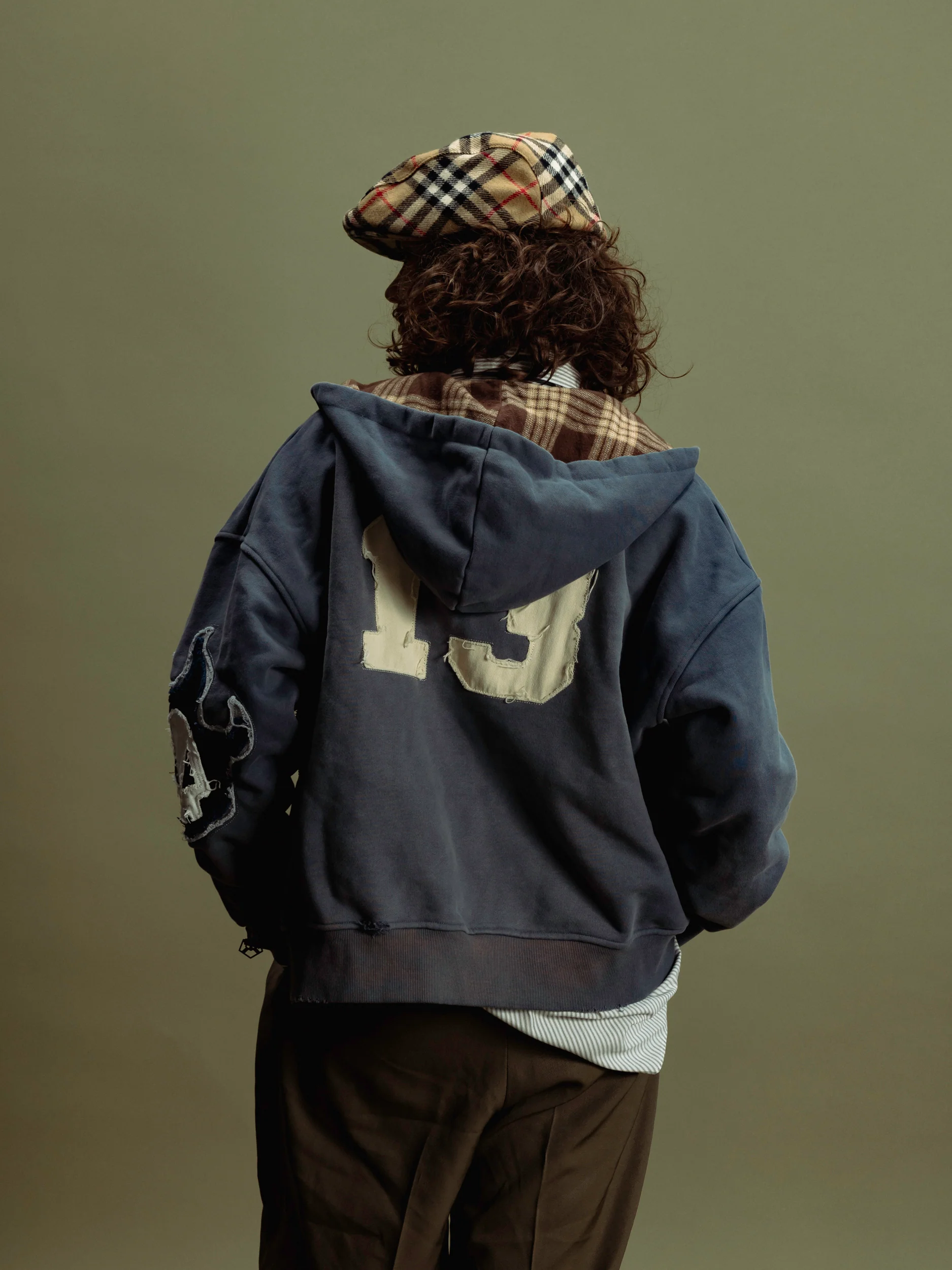 G-13 (Pre-Order) - Image 3